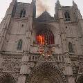 Собор Петра и Павла в Бретани во время пожара потерял старинный орган и витражи