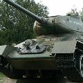 В Кишиневе танк Т-34 сняли с постамента, чтобы поместить в будущий Музей советской оккупации